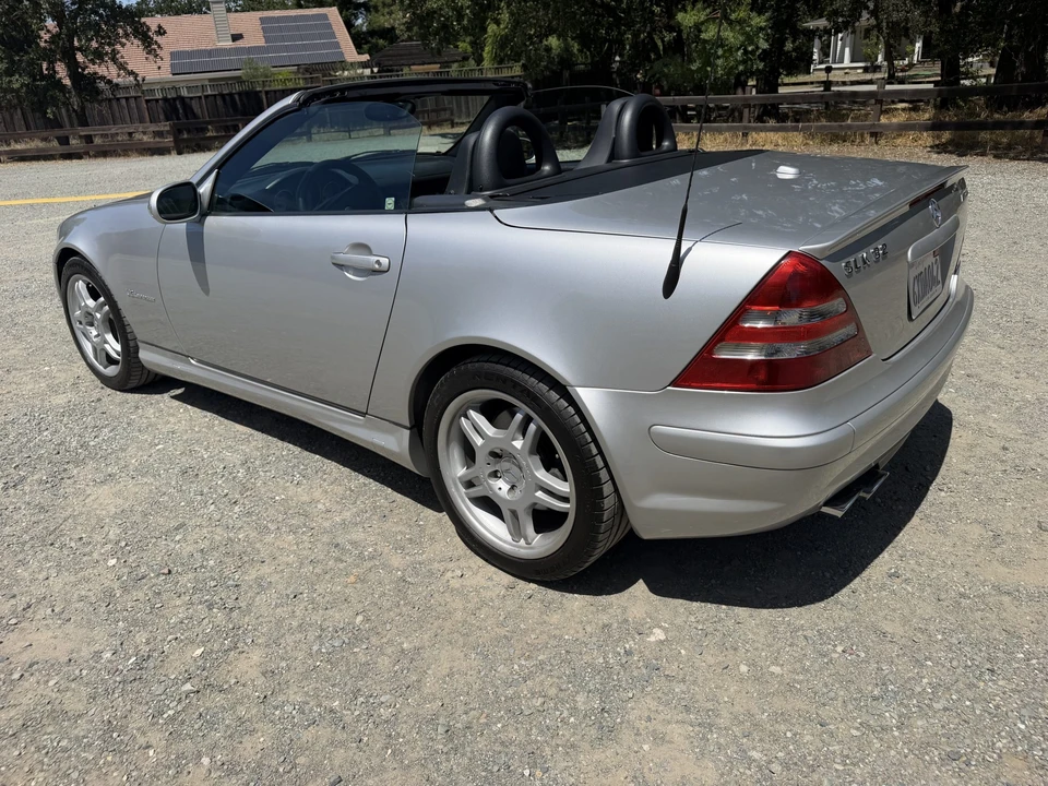 2004 Mercedes-Benz R170 SLK 32 AMG - Image 16 of 31