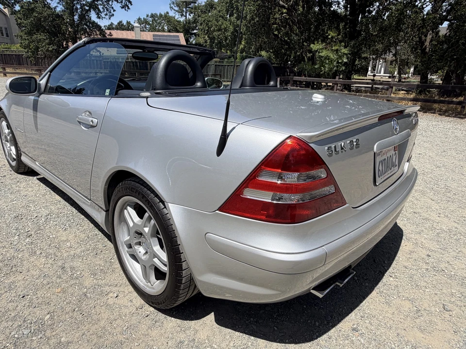 2004 Mercedes-Benz R170 SLK 32 AMG - Image 18 of 31