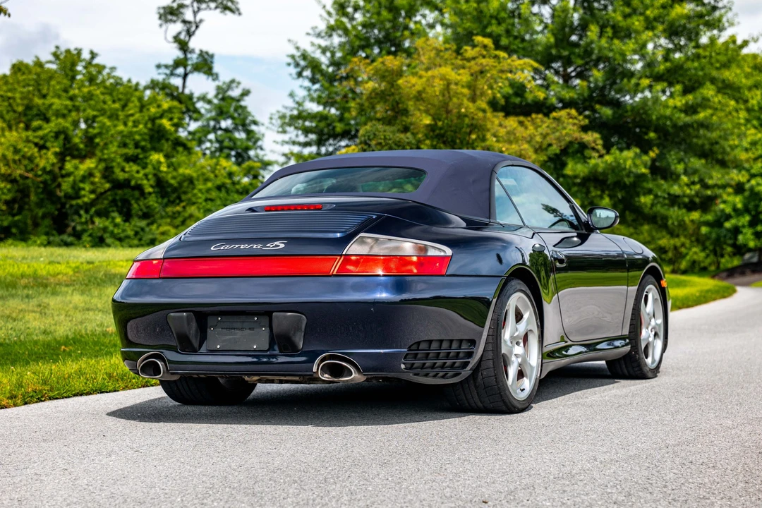 2004 Porsche 996 Carrera 4S - Image 25 of 31