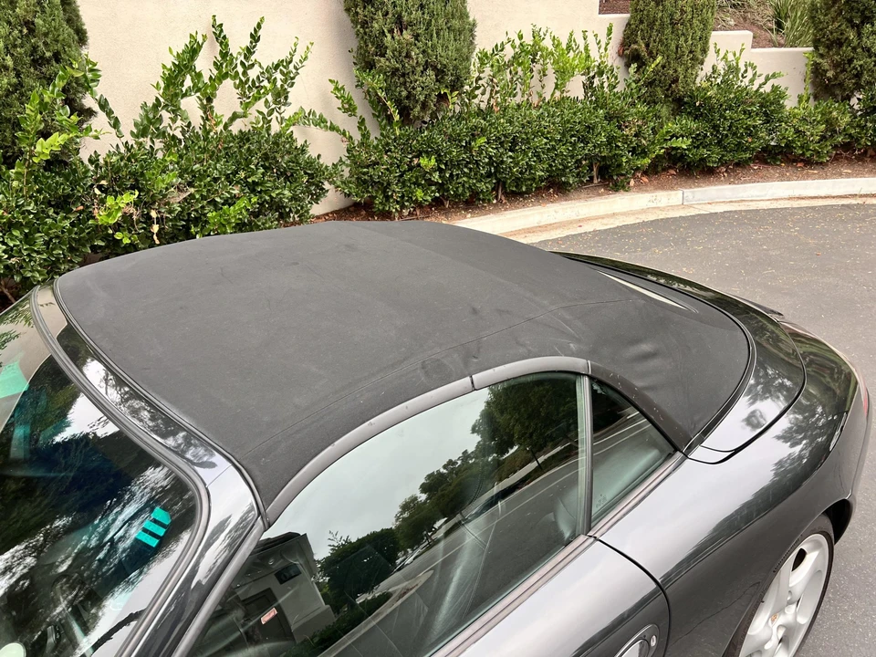 2004 Porsche - Image 16 of 31