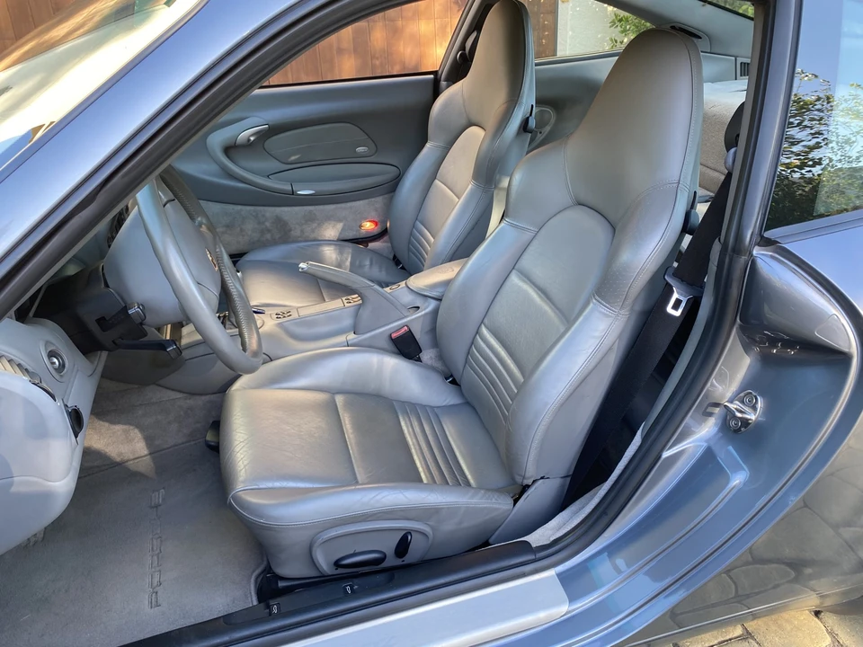 2004 Porsche 996 Carrera - Image 29 of 31