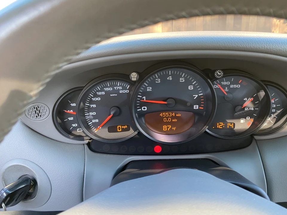 2004 Porsche 996 Carrera - Image 27 of 31