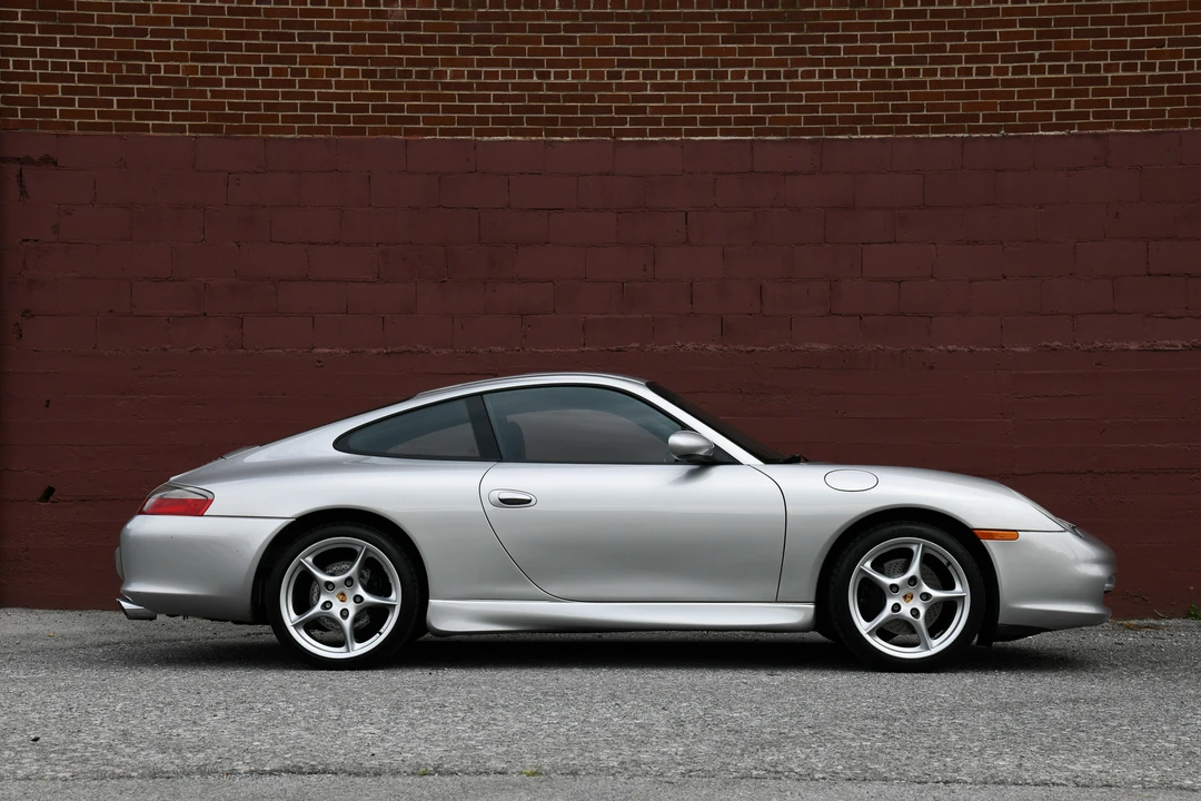 2004 Porsche 996 Carrera - Image 24 of 31