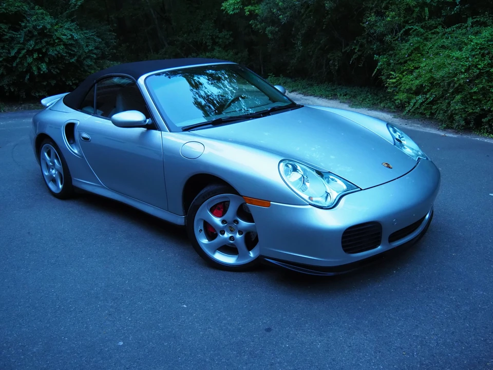 2004 Porsche 996 Turbo - Image 22 of 31
