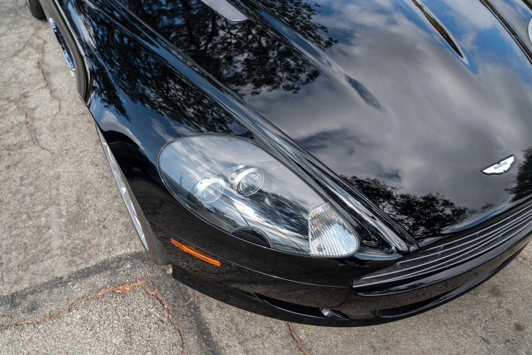 2005 Aston Martin DB9 - Image 11 of 31