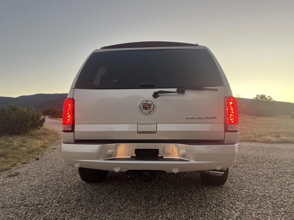 2005 Cadillac Escalade & EXT 2nd Gen - Image 17 of 31