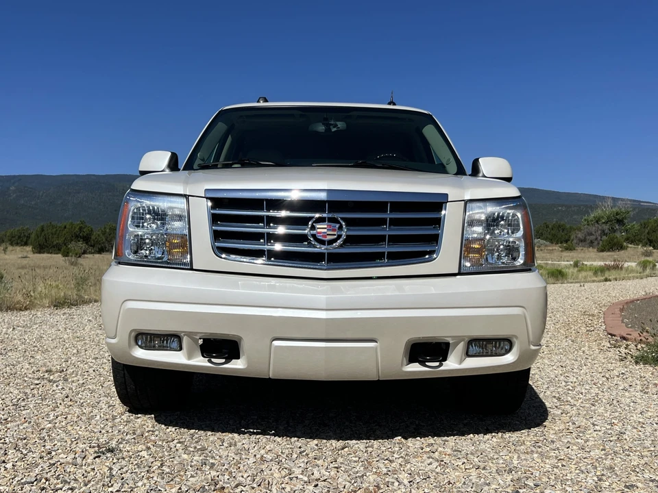 2005 Cadillac Escalade & EXT 2nd Gen - Image 13 of 31