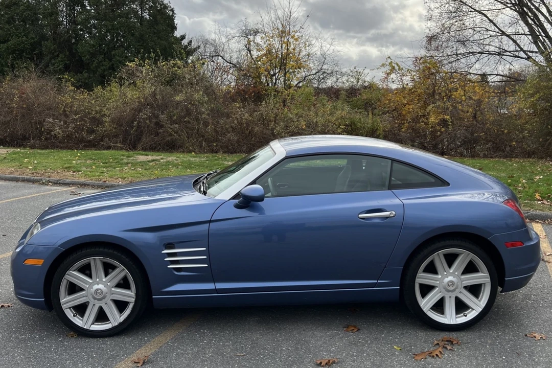 2005 Chrysler Crossfire - Image 5 of 31