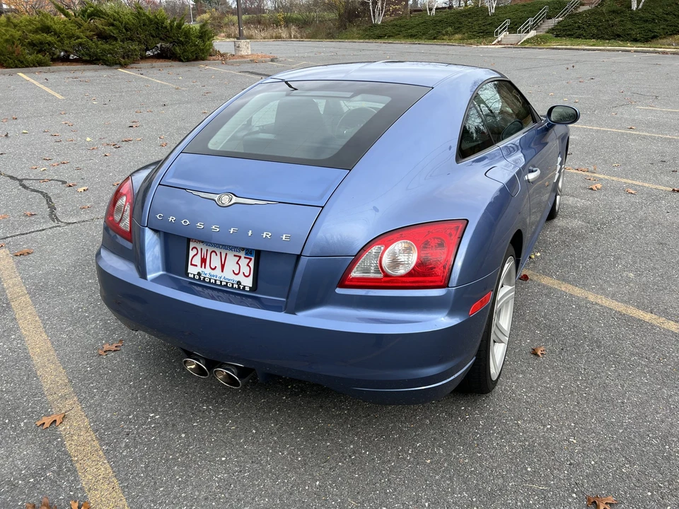 2005 Chrysler Crossfire - Image 12 of 31