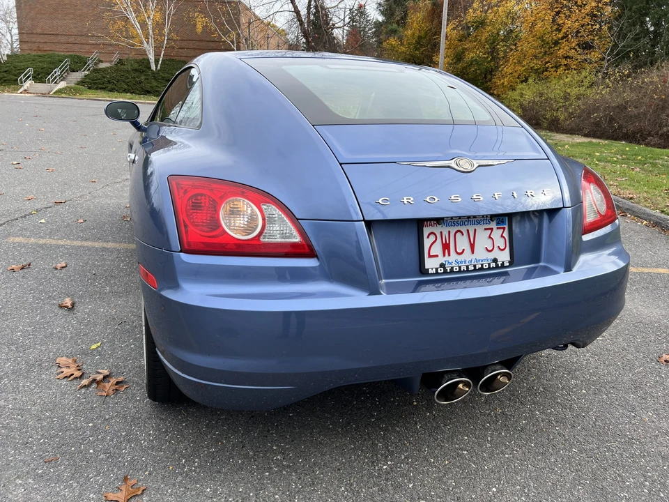 2005 Chrysler Crossfire - Image 9 of 31