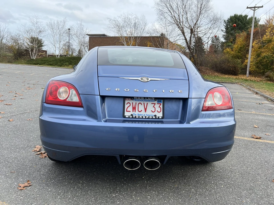 2005 Chrysler Crossfire - Image 10 of 31