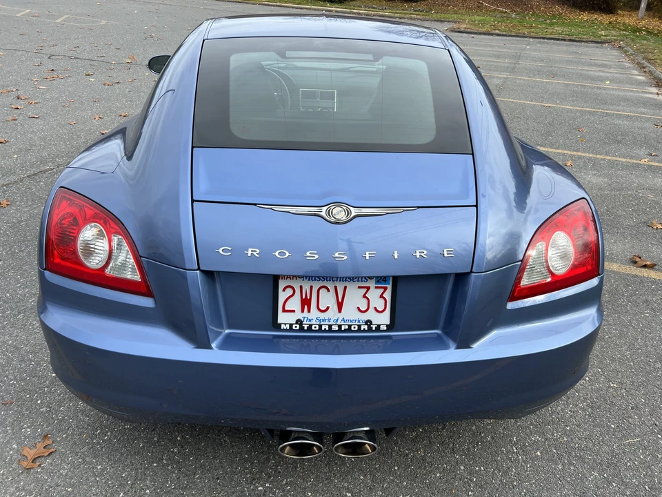 2005 Chrysler Crossfire - Image 11 of 31