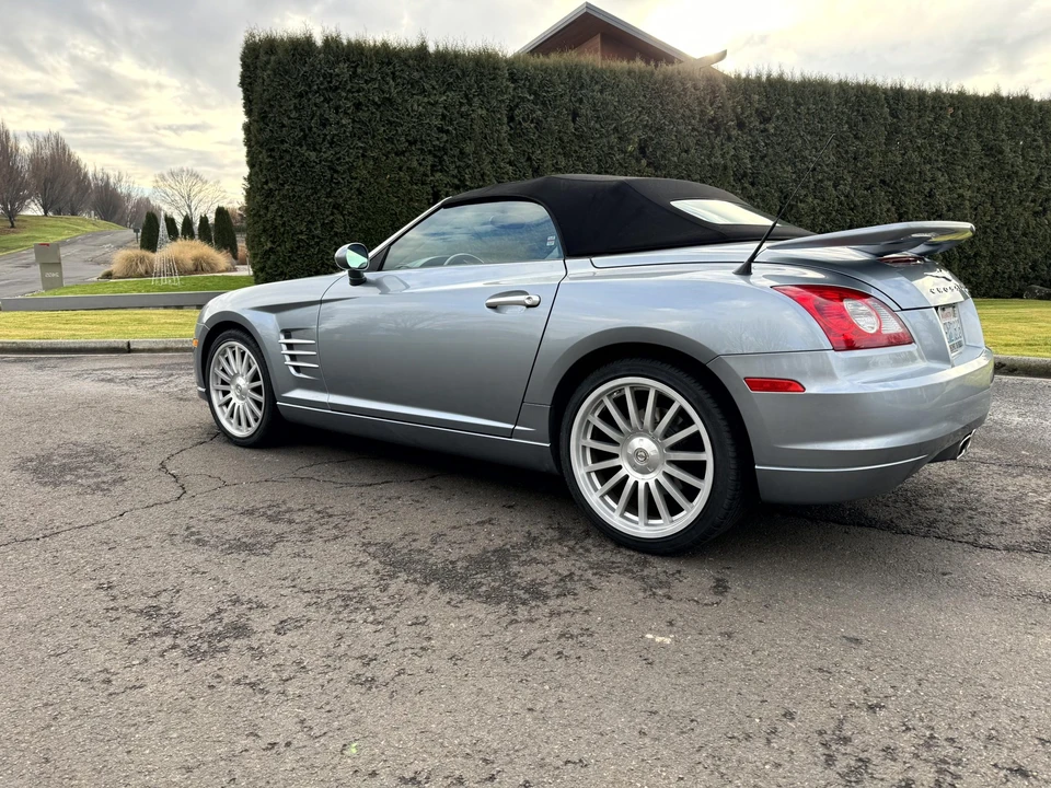 2005 Chrysler Crossfire - Image 4 of 31
