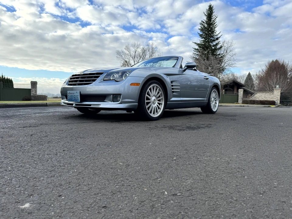 2005 Chrysler Crossfire - Image 10 of 31