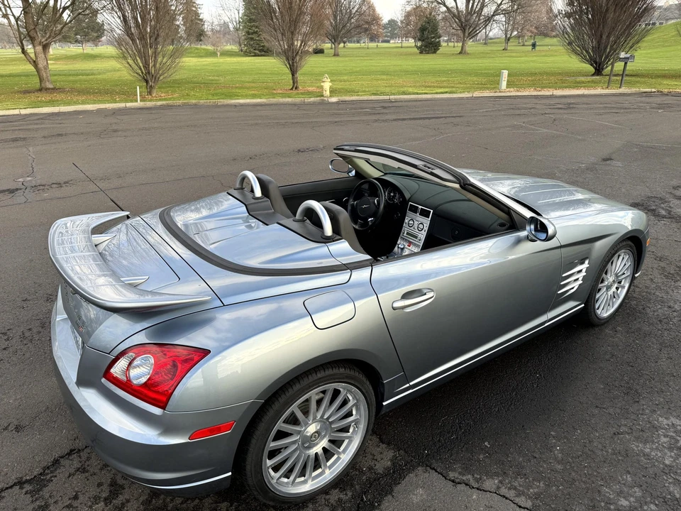 2005 Chrysler Crossfire - Image 12 of 31