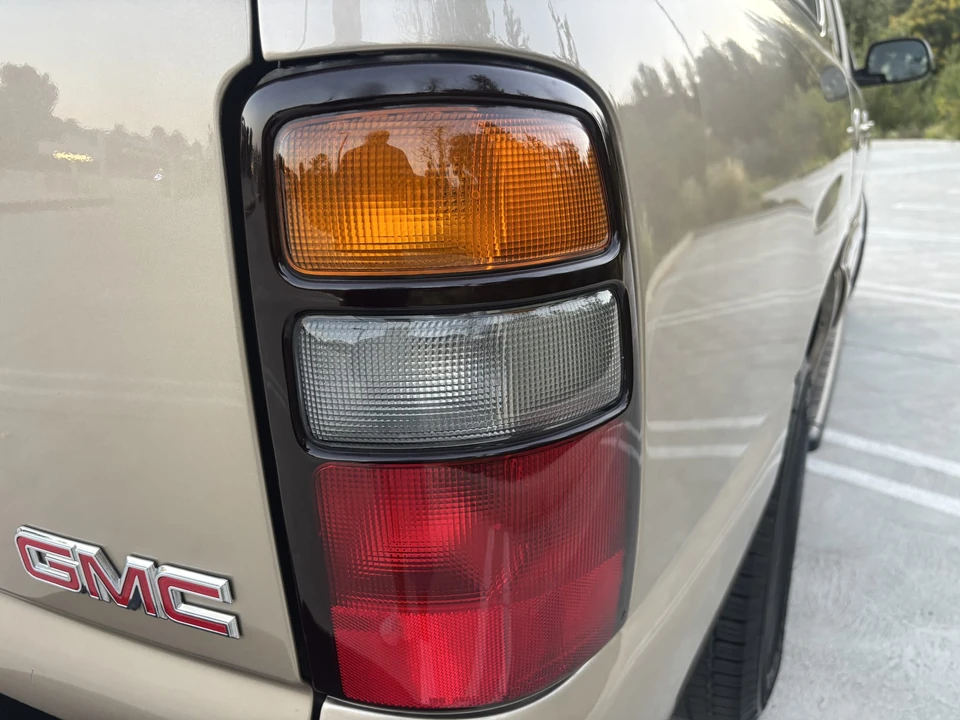 2005 GMC Yukon 2nd Gen - Image 22 of 31
