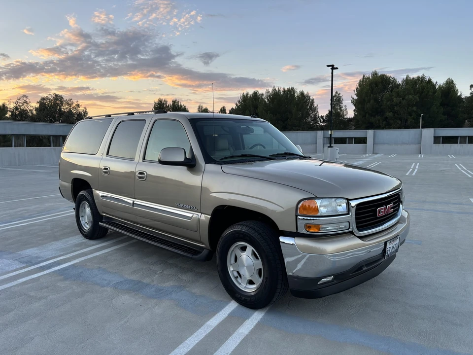 2005 GMC Yukon 2nd Gen - Image 7 of 31