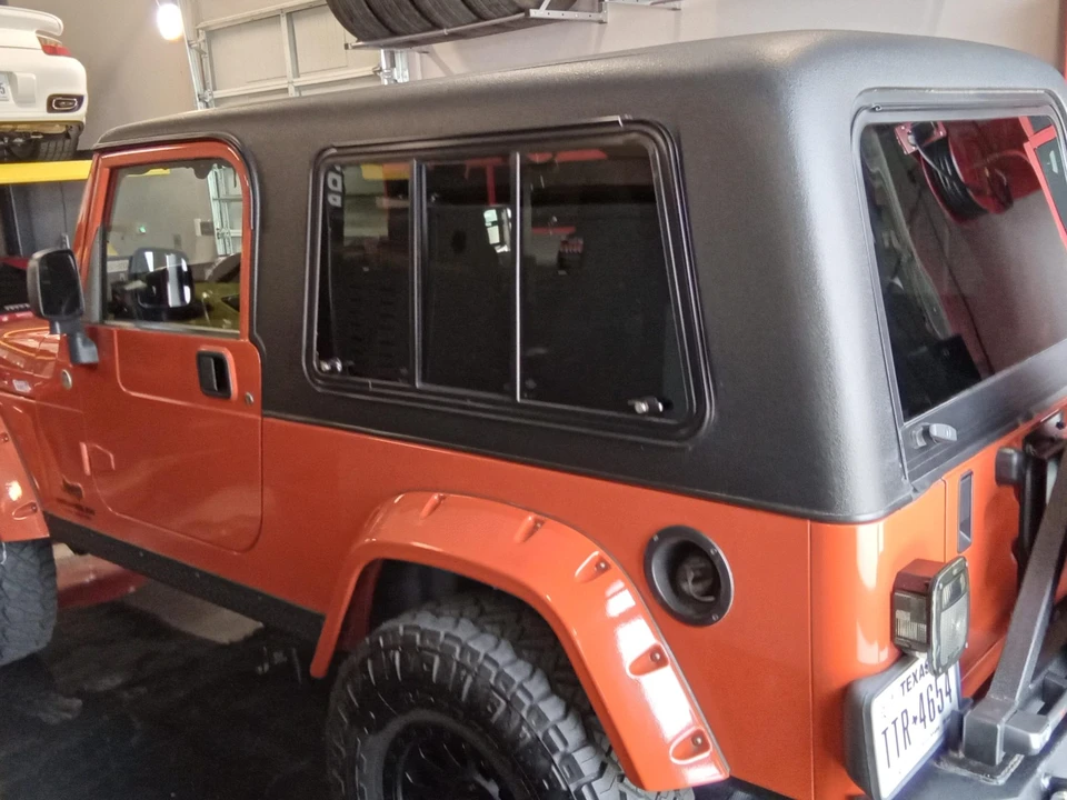2005 Jeep TJ Wrangler - Image 28 of 31