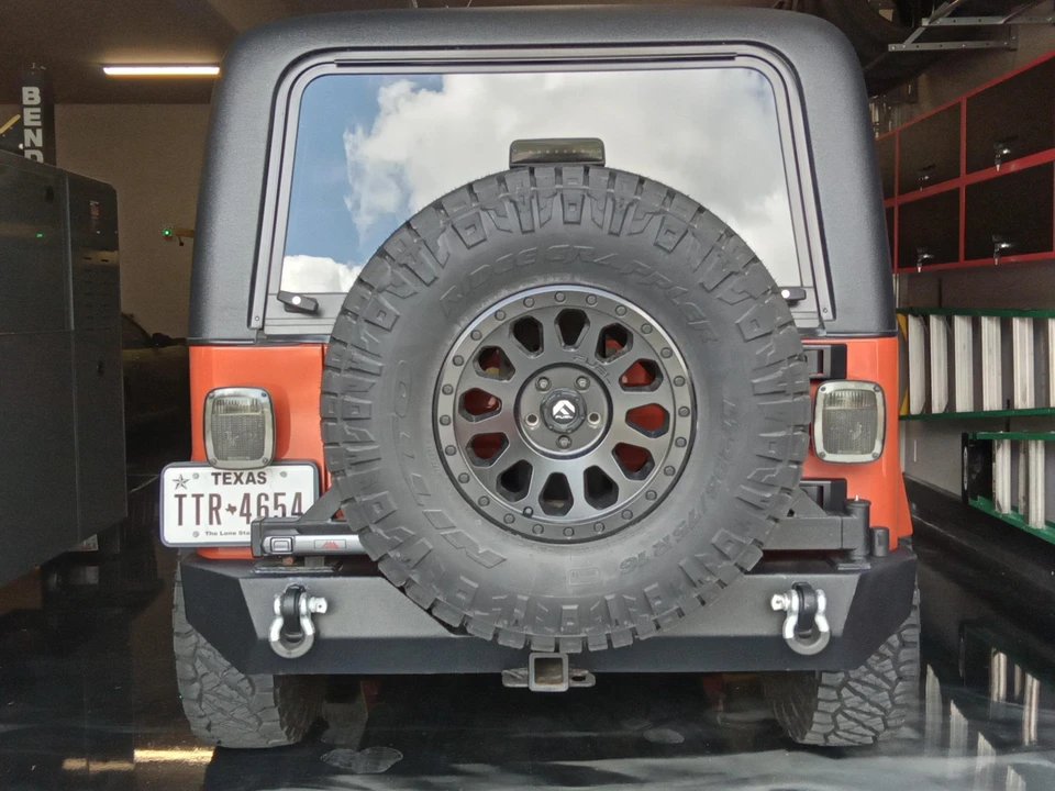 2005 Jeep TJ Wrangler - Image 16 of 31