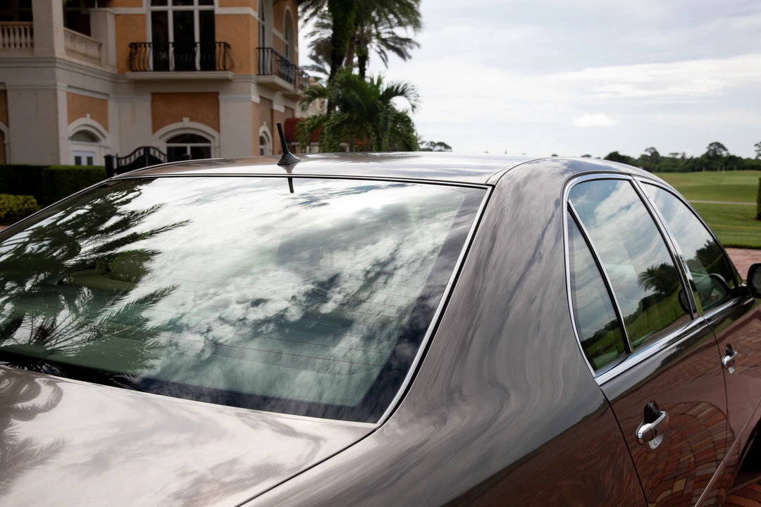 2005 Lexus LS 3rd Gen - Image 30 of 31