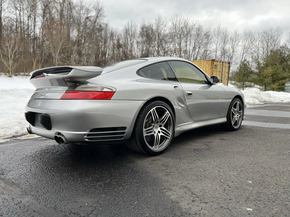 2005 Porsche 996 Turbo - Image 19 of 31