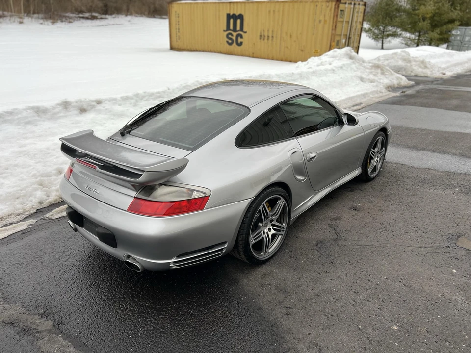 2005 Porsche 996 Turbo - Image 17 of 31