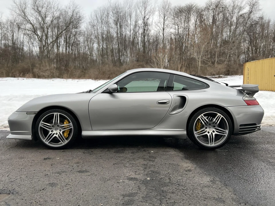 2005 Porsche 996 Turbo - Image 10 of 31