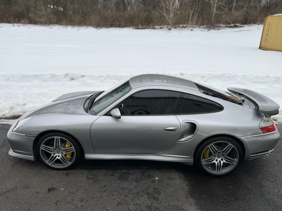 2005 Porsche 996 Turbo - Image 9 of 31