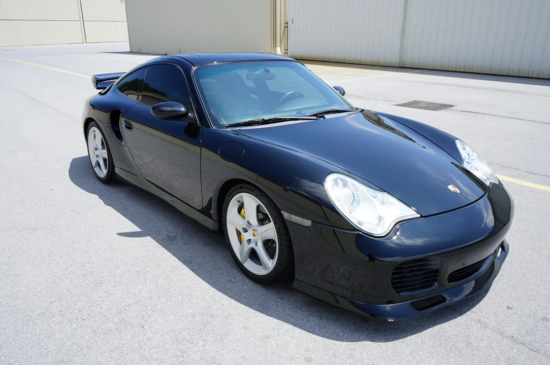 2005 Porsche 996 Turbo - Image 11 of 31