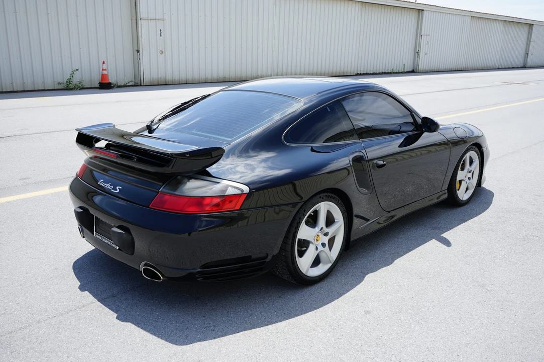 2005 Porsche 996 Turbo - Image 18 of 31