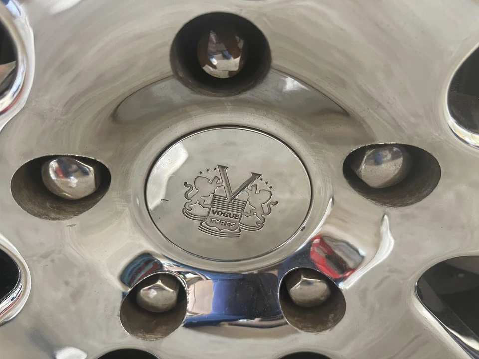2006 Cadillac XLR - Image 19 of 31
