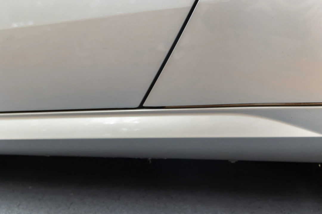 2006 Cadillac XLR-V - Image 28 of 31