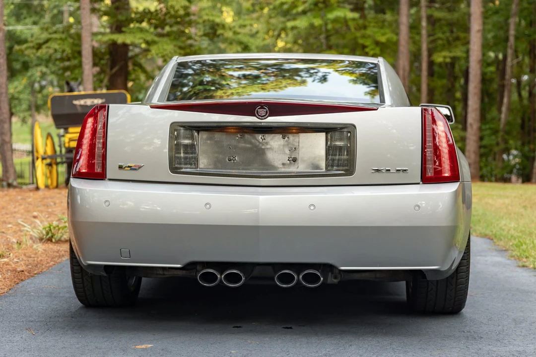 2006 Cadillac XLR-V - Image 13 of 31