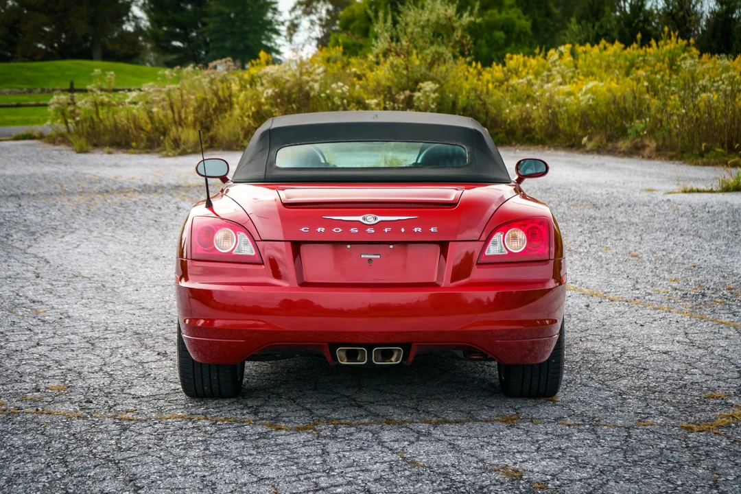 2006 Chrysler Crossfire - Image 10 of 31