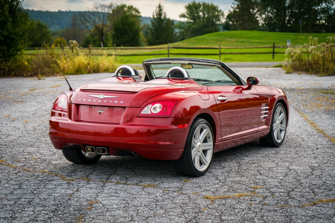 2006 Chrysler Crossfire - Image 29 of 31