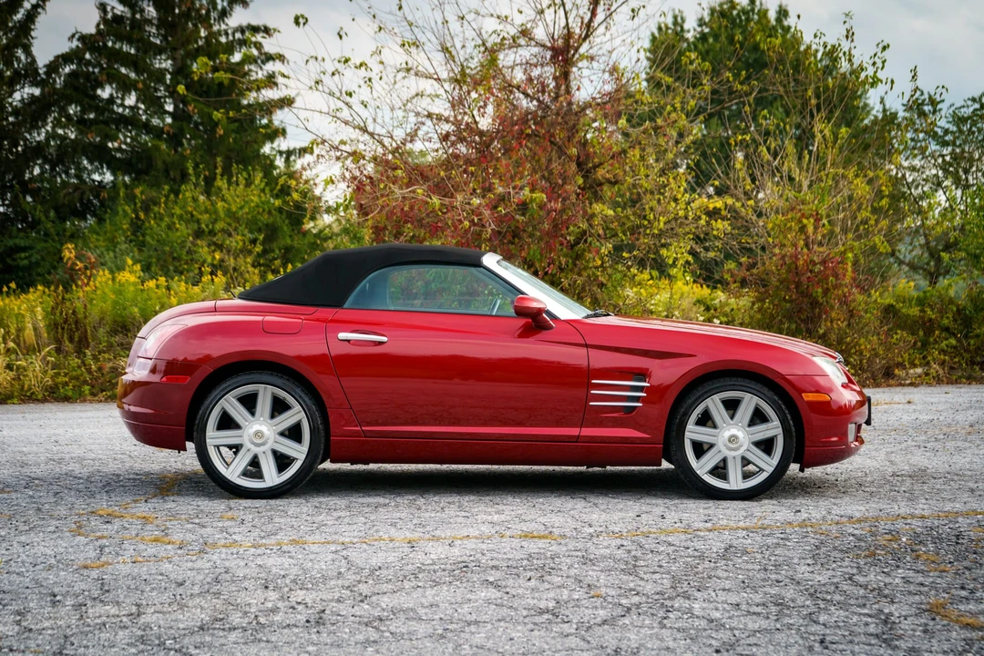 2006 Chrysler Crossfire - Image 13 of 31