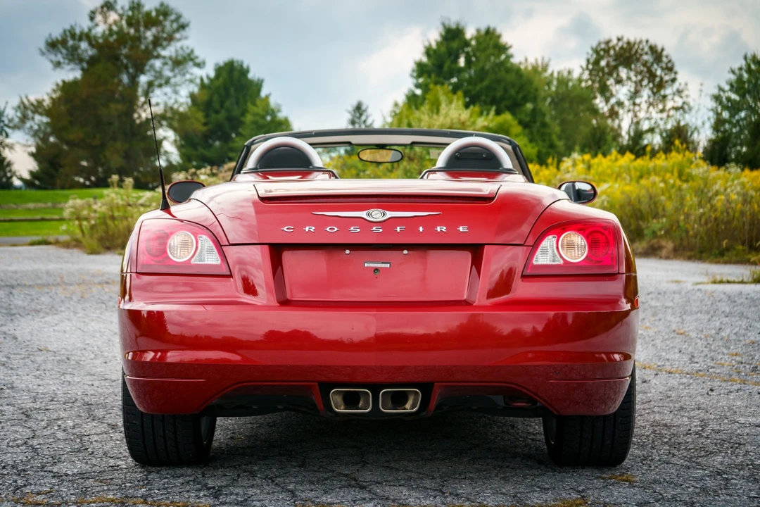 2006 Chrysler Crossfire - Image 26 of 31