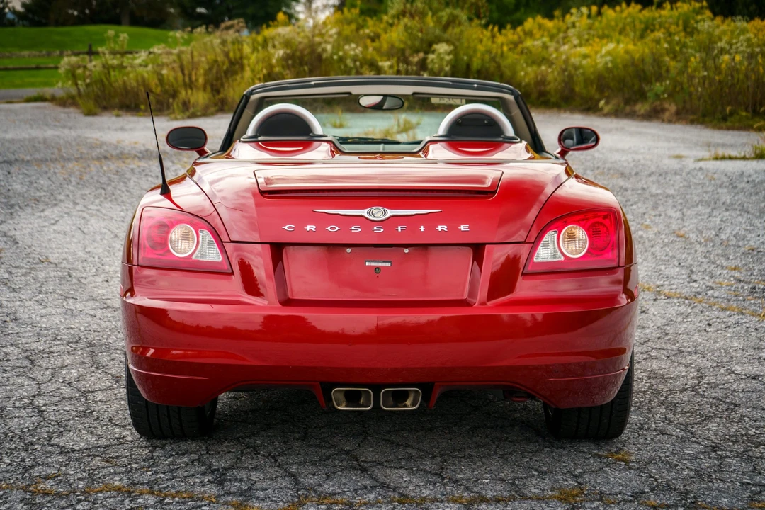 2006 Chrysler Crossfire - Image 27 of 31