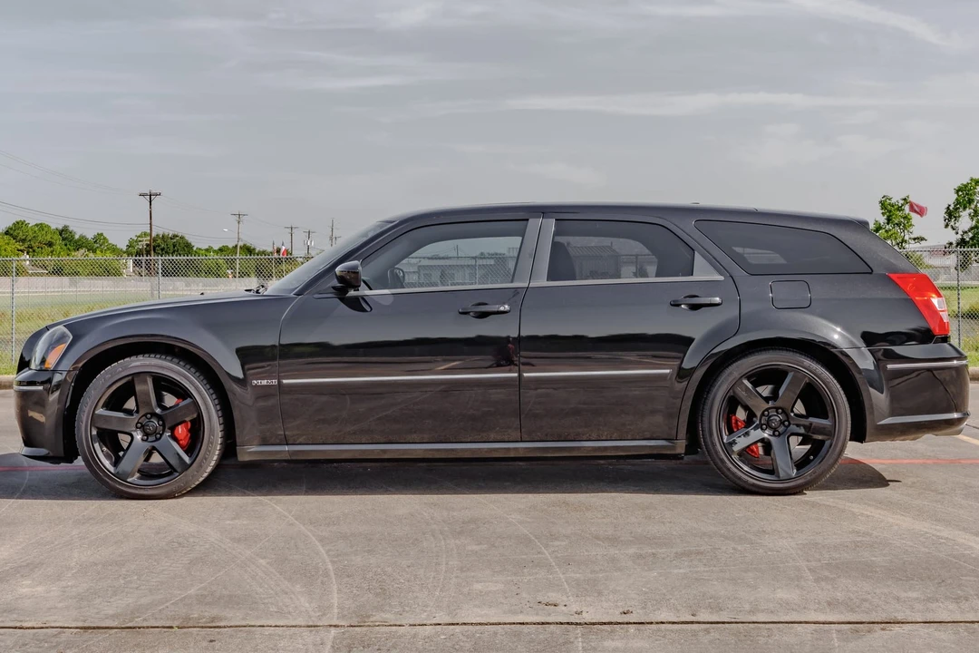 2006 Dodge Magnum SRT8 2nd Gen - Image 14 of 31