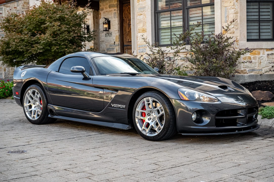 2006 Dodge Viper 3rd Gen - Image 4 of 31
