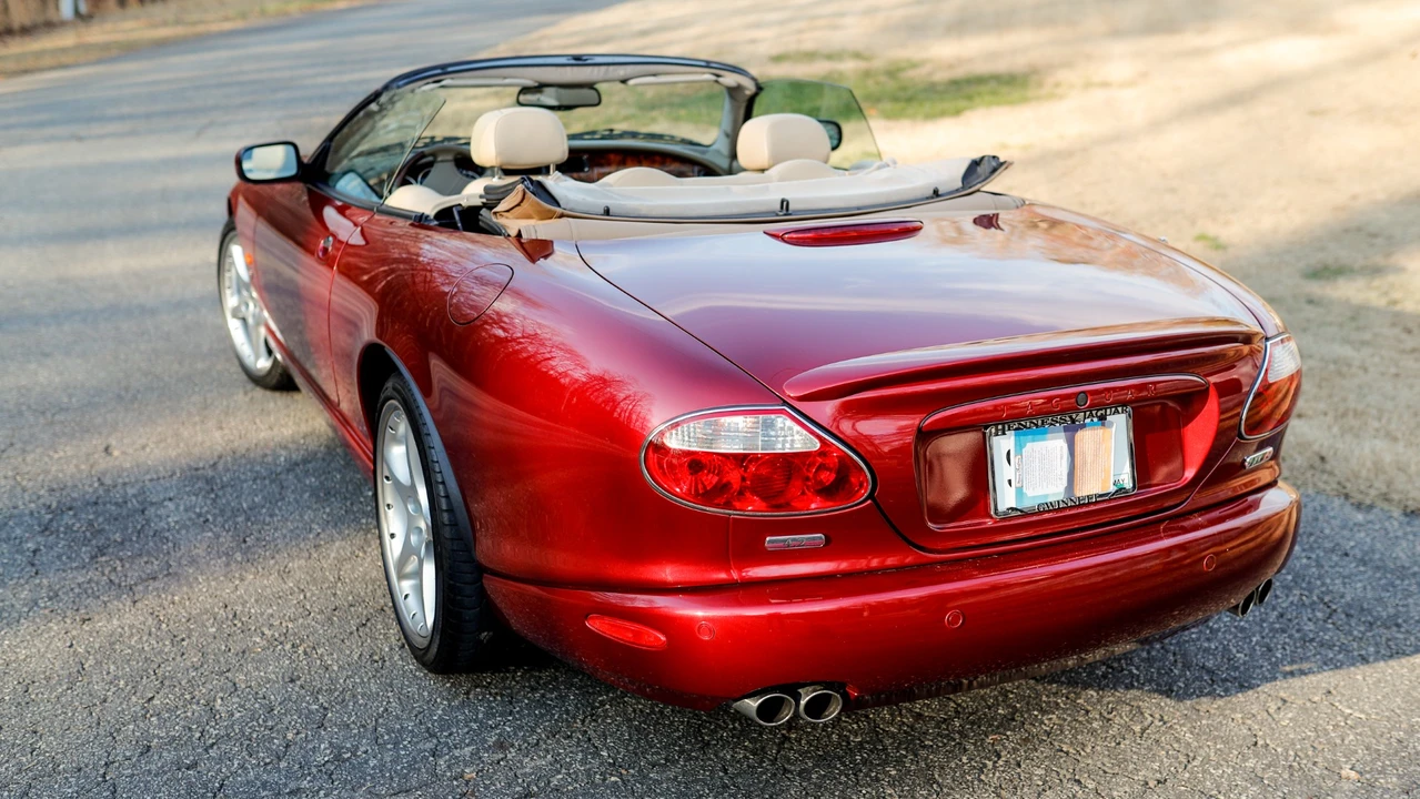 2006 Jaguar X100 XKR - Image 16 of 31