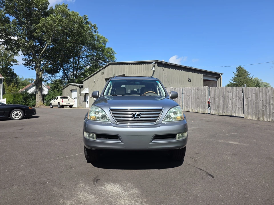 2007 Lexus GX 1st Gen - Image 2 of 31