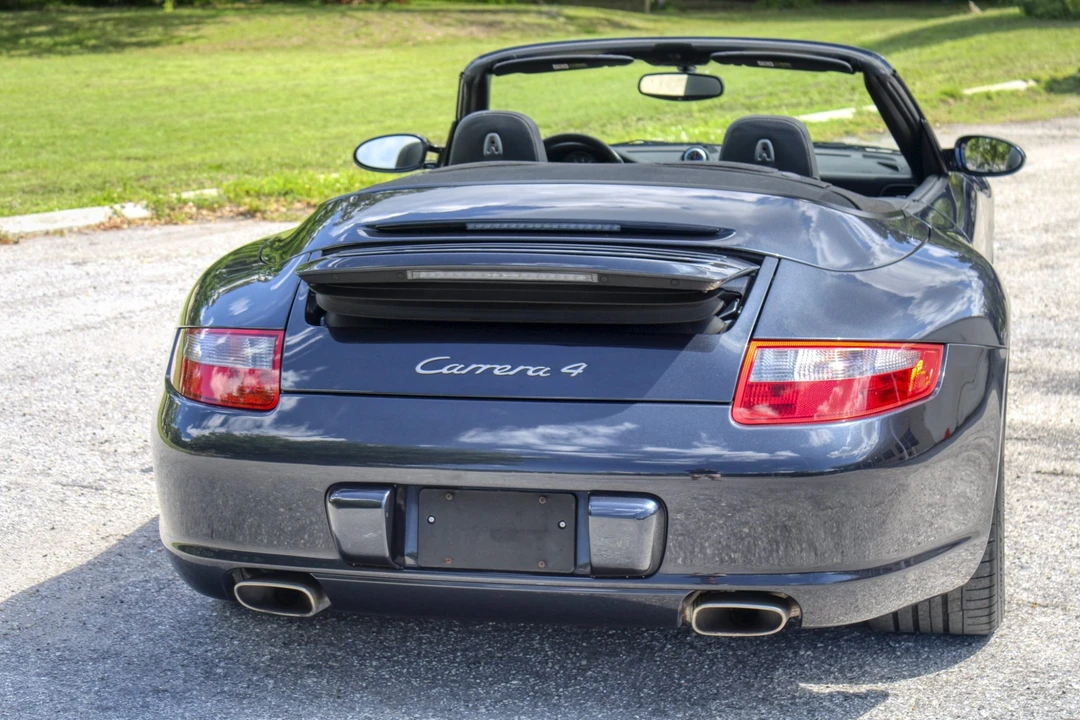 2007 Porsche 997 Carrera 4 - Image 15 of 31