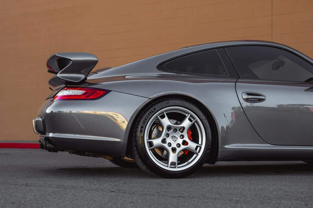 2007 Porsche 997 Carrera S - Image 19 of 31