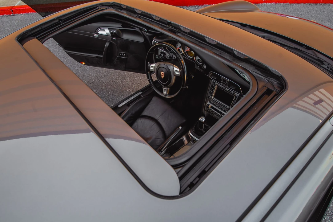 2007 Porsche 997 Carrera S - Image 24 of 31