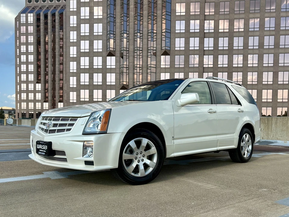 2008 Cadillac SRX - Image 2 of 31
