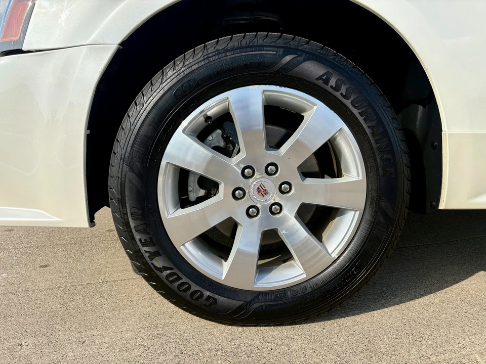 2008 Cadillac SRX - Image 21 of 31