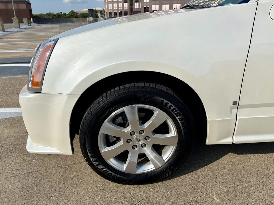 2008 Cadillac SRX - Image 13 of 31