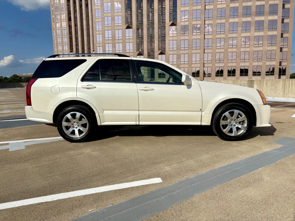 2008 Cadillac SRX - Image 6 of 31