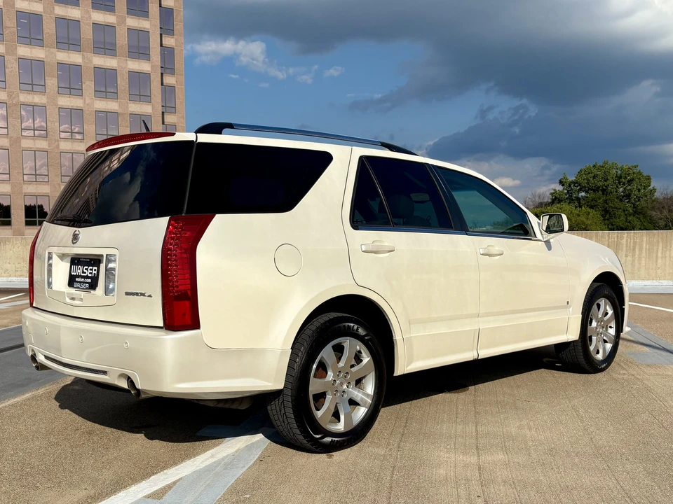 2008 Cadillac SRX - Image 7 of 31